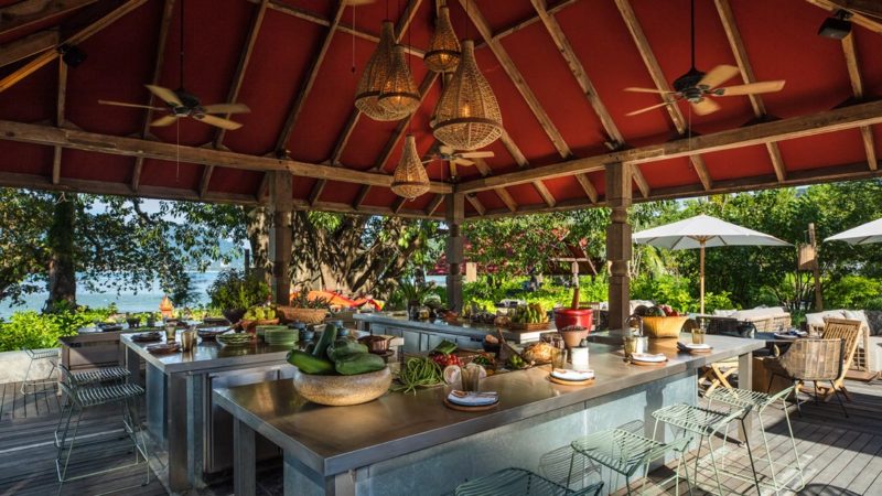 Bar de l'hôtel Rosewood à Phuket - Thailande | Au Tigre Vanillé