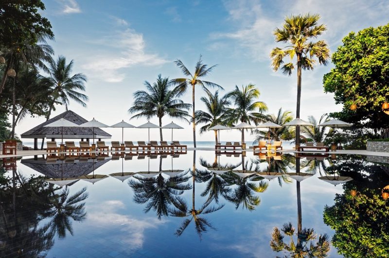 Piscine de l'hôtel The Surin à Phuket - Thailande | Au Tigre Vanillé