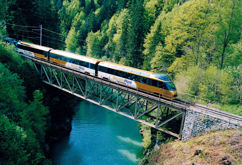 Train Golden Pass Panoramic - Suisse | Au Tigre Vanillé