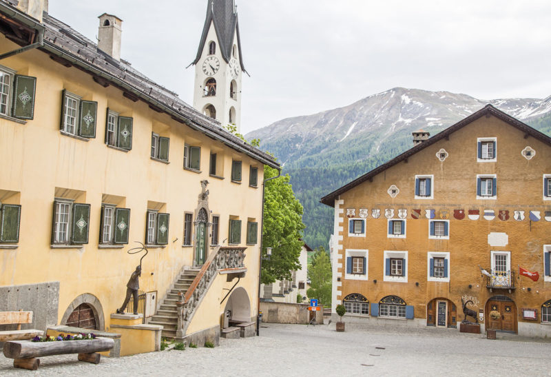 Village Zuoz, Grisons - Suisse | Au Tigre Vanillé