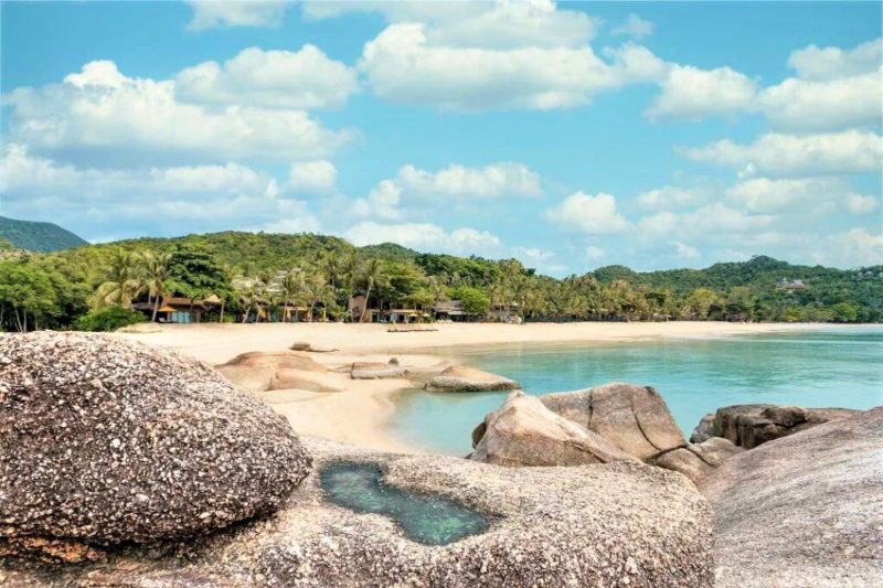 Plage de l'hotel Burirasa à Koh Phangan - Thaïlande | Au Tigre Vanillé