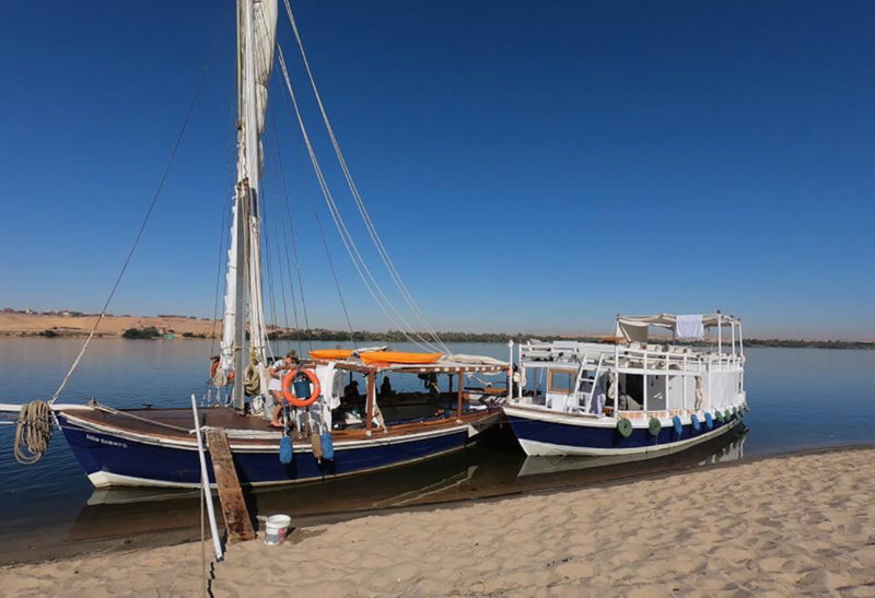 Deux felouques accostées, Egypte | Au Tigre Vanillé