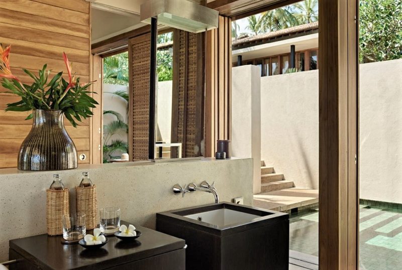 Salle de bains de l'hotel Amanwella sur la côte sud - Sri Lanka | Au Tigre Vanillé