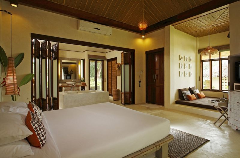 Chambre de l'hotel Bangsak à Khao Lak - Thaïlande | Au Tigre Vanillé