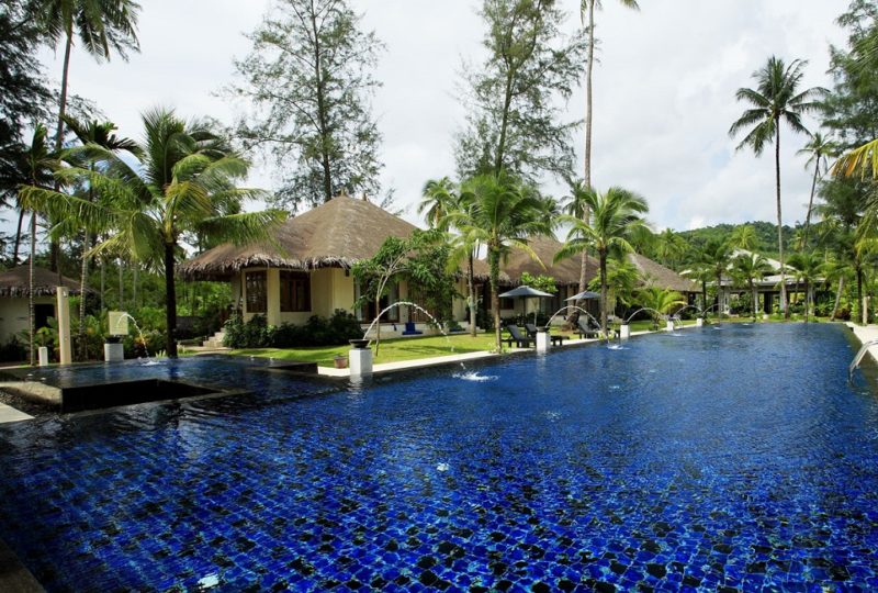 Piscine de l'hotel Bangsak à Khao Lak - Thaïlande | Au Tigre Vanillé