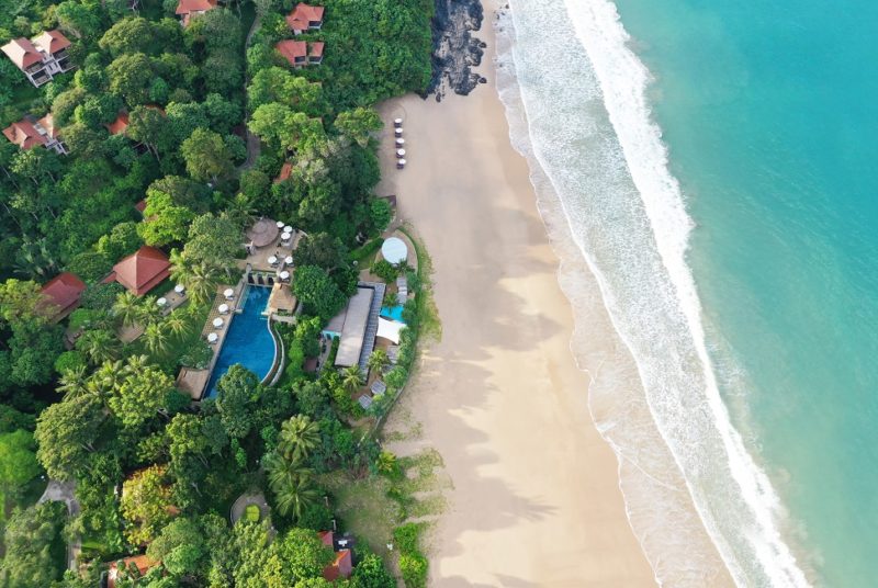 Vue aerienne de l'hotel Pimalai à Koh Lanta - Thaïlande | Au Tigre Vanillé