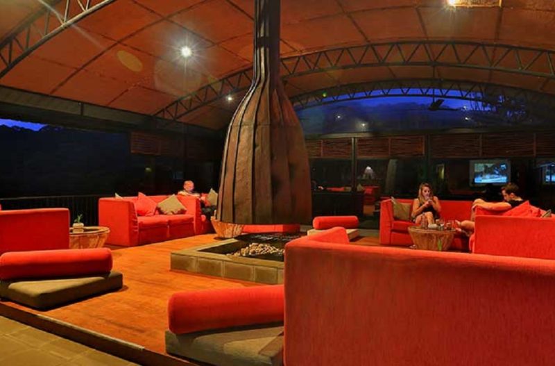 Salon de l'hotel Rainforest à Sinharaja - Sri Lanka | Au Tigre Vanillé
