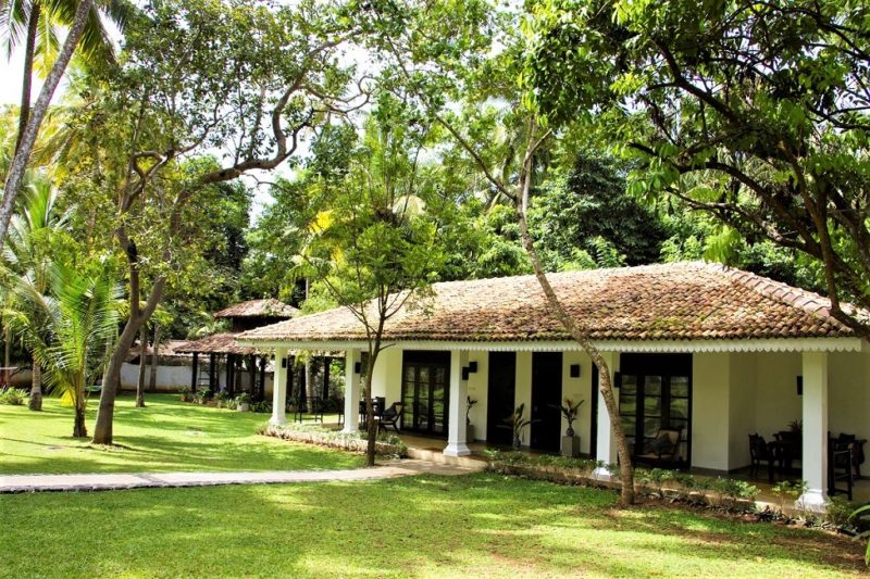 Façade d'une villa de l'hotel Why House à Galle - Sri Lanka | Au Tigre Vanillé