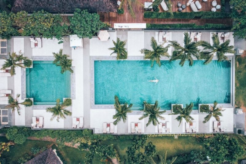 Piscine de l'hotel Layana à Koh Lanta - Thaïlande | Au Tigre Vanillé