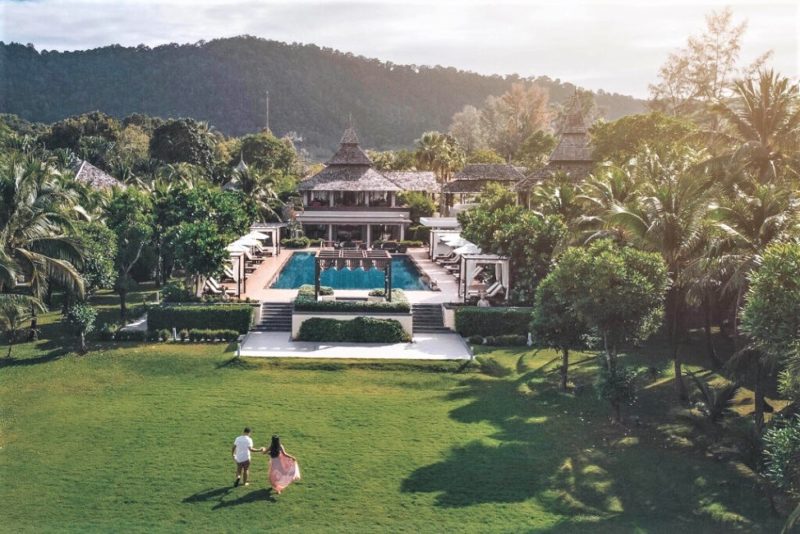 Vue aerienne du jardin de l'hotel Layana à Koh Lanta - Thaïlande | Au Tigre Vanillé