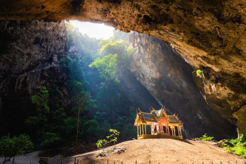 parc-pavillon-grotte-pranburi-thailande Pavillon dans une grotte à Pranburi - Thaïlande | Au Tigre Vanillé