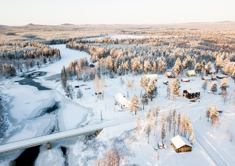 Laponie suédoise, The Outpost Lodge, vue aérienne | Au Tigre Vanillé
