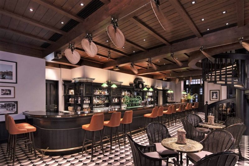 Bar de l'hôtel Raffles - Singapour | Au Tigre Vanillé