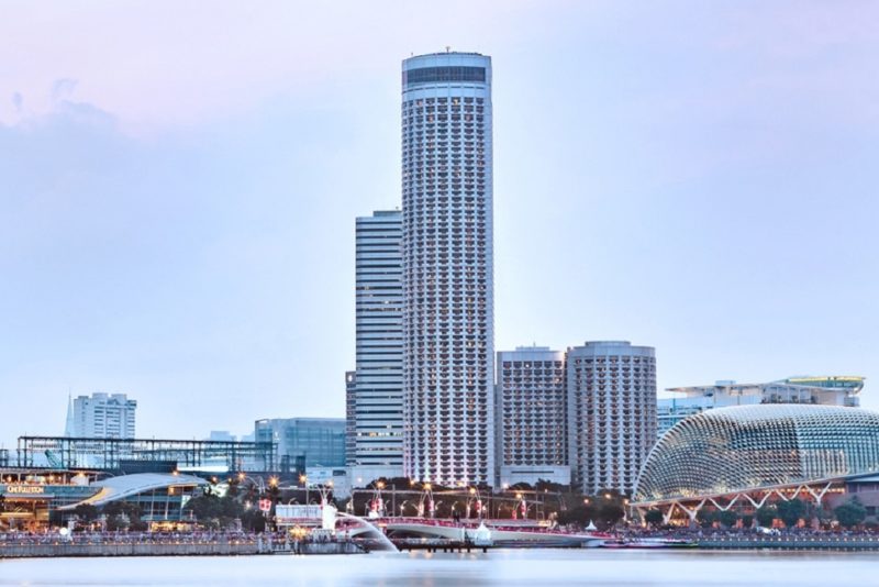Façade de l'hôtel Swisshôtel - Singapour | Au Tigre Vanillé