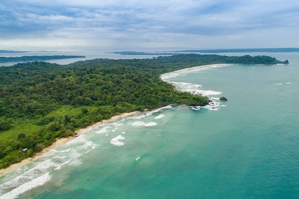 Vue aérienne de l'archipel de Bocas del Toro - Panama | Au Tigre Vanillé