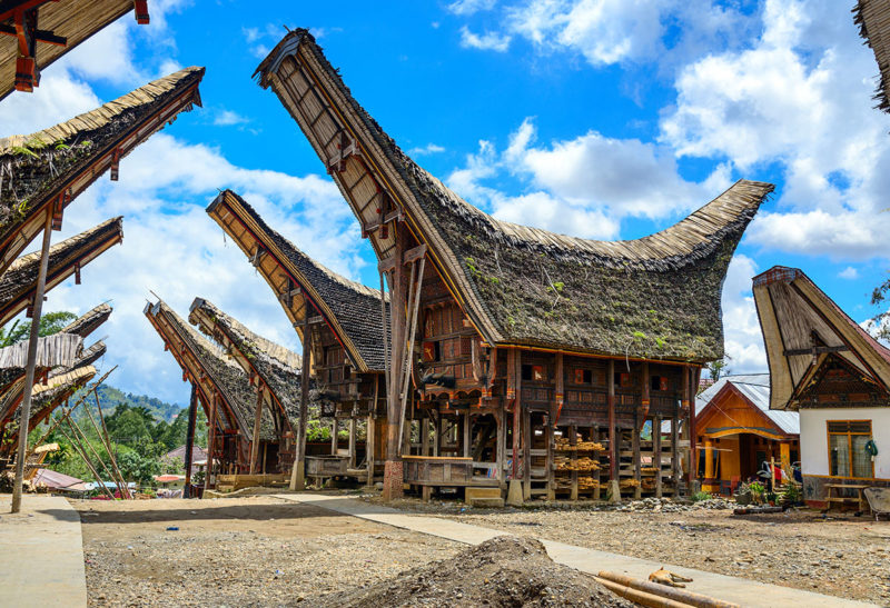 Les maisons traditionnelles de Sulawesi, Indonésie