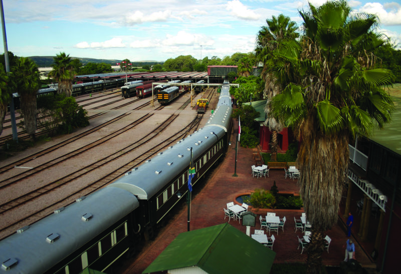 Une gare tanzanienne vue de l'extérieur