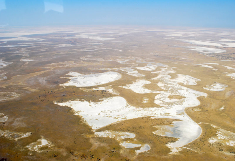 Botswana, vue aérienne d'un désert