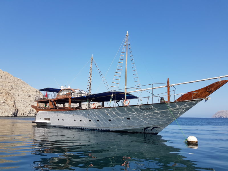 rubba-yacht-musandam-oman rubba-yacht-musandam-oman