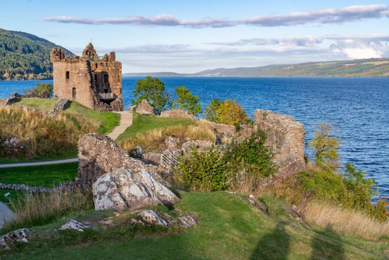 Urquhart,Castle,On,The,Shores,Of,Loch,Ness Loch Ness Ecosse