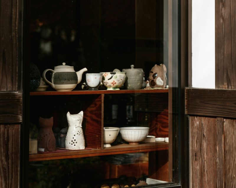 Magasin de céramiques au Japon
